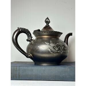 Antique 1898 Van Bergh Quadruple Silver Plated Teapot Ornate Intricate Floral
